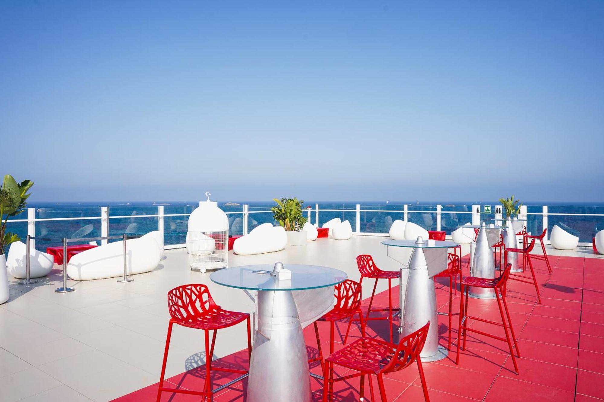 Ushuaia Ibiza Beach Hotel - Adults Only - Club Entrance Included Platja d'en Bossa Exterior foto